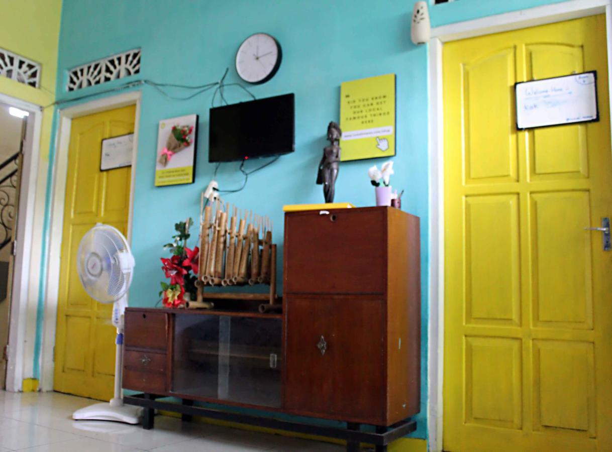 Rumah Teman Backpacker Σεμαράνγκ Εξωτερικό φωτογραφία